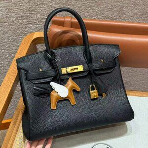 Classic Hermes Bag: A Stylish and Versatile Choice for Elegance